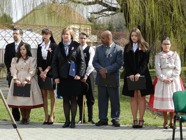 2017. március 15. 27